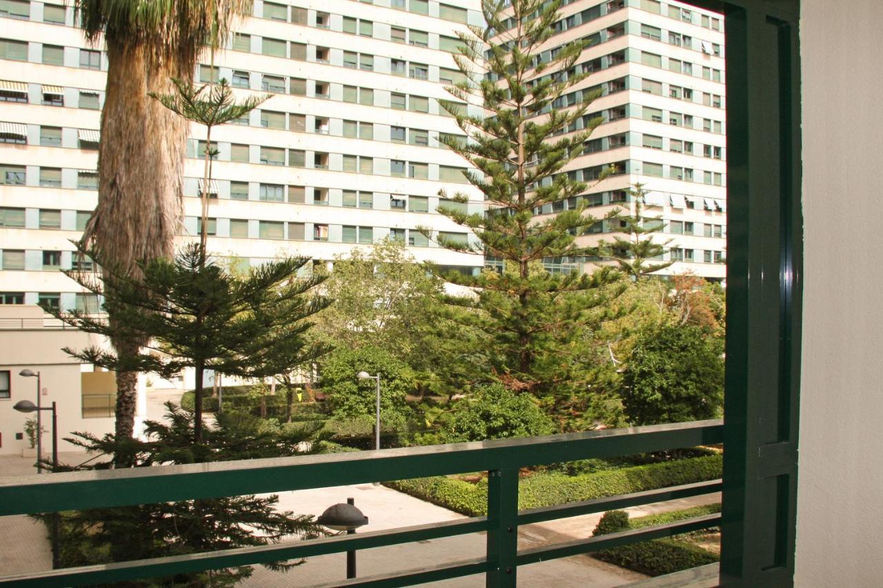 Apartamentos Las Ciencias A บาเลนเซีย ภายนอก รูปภาพ