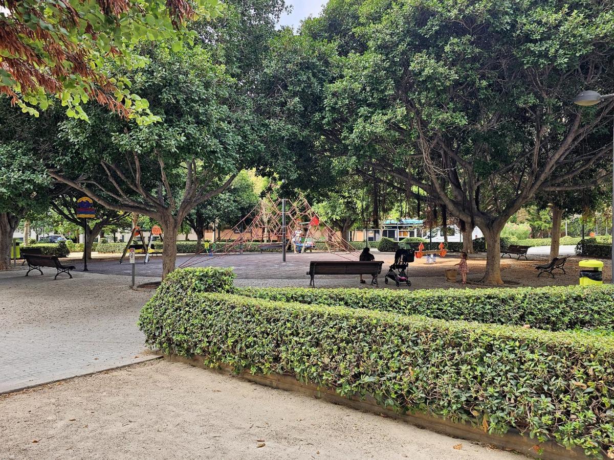 Apartamentos Las Ciencias A บาเลนเซีย ภายนอก รูปภาพ