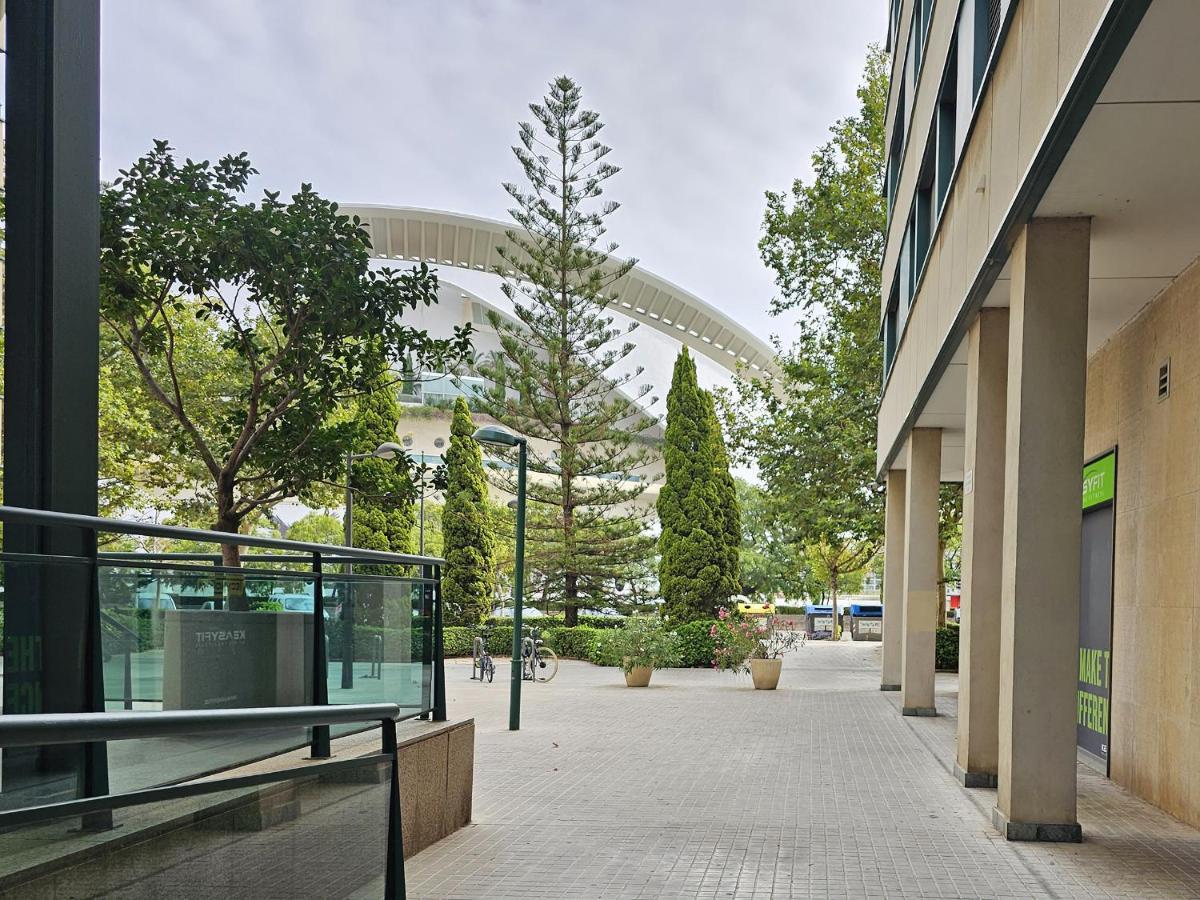Apartamentos Las Ciencias A บาเลนเซีย ภายนอก รูปภาพ